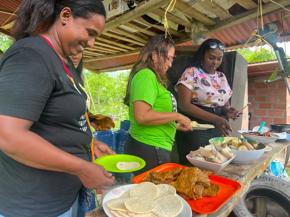 Fortaleciendo la Unidad en la Corporación Cultural Camaleón de Urabá